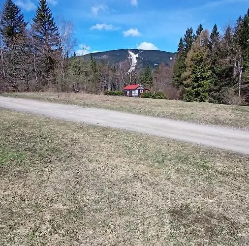 Kotelna ホームステイ Rudník